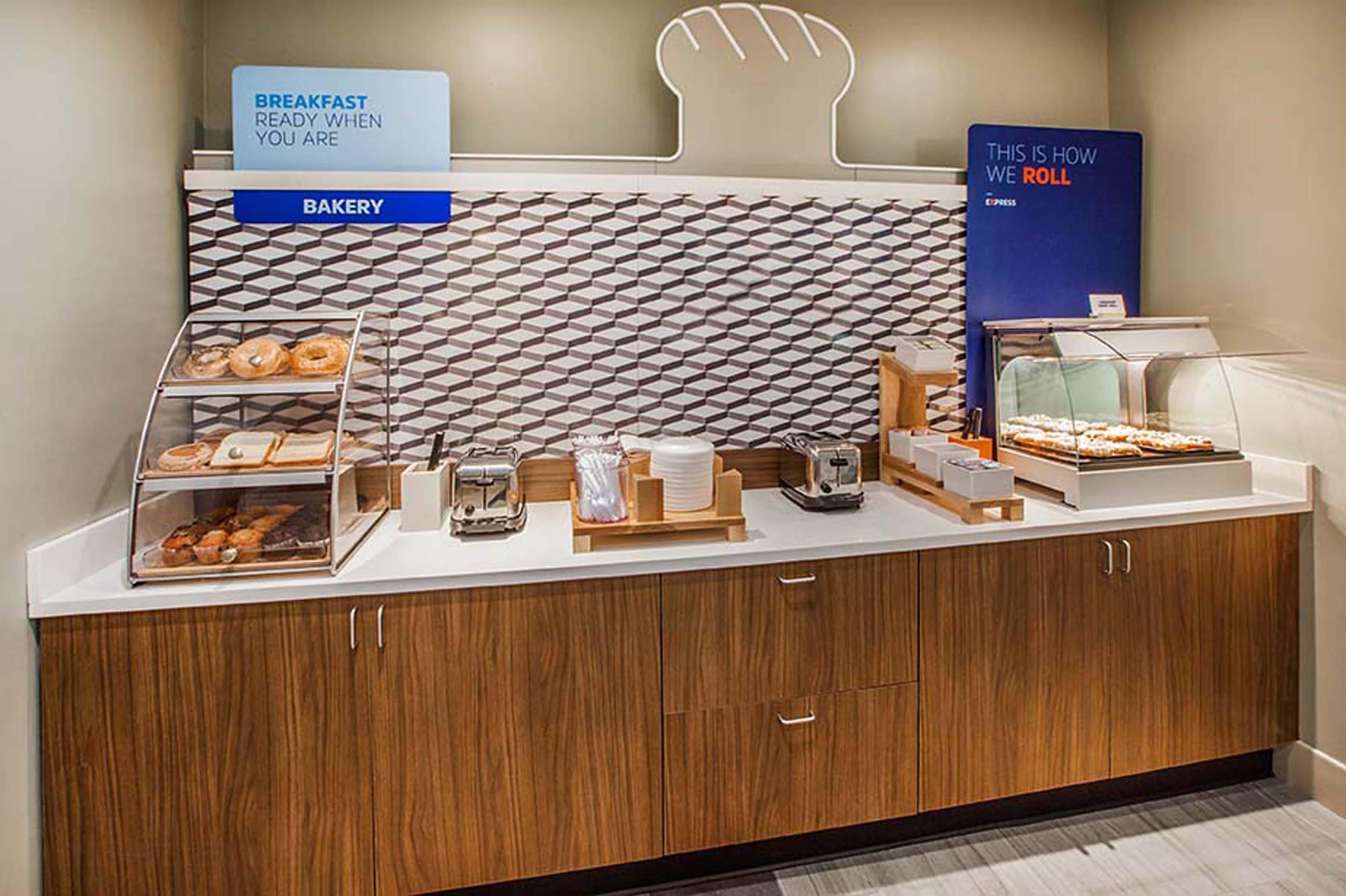 Holiday Inn Express Hotel & Suites Clarksville Dış mekan fotoğraf