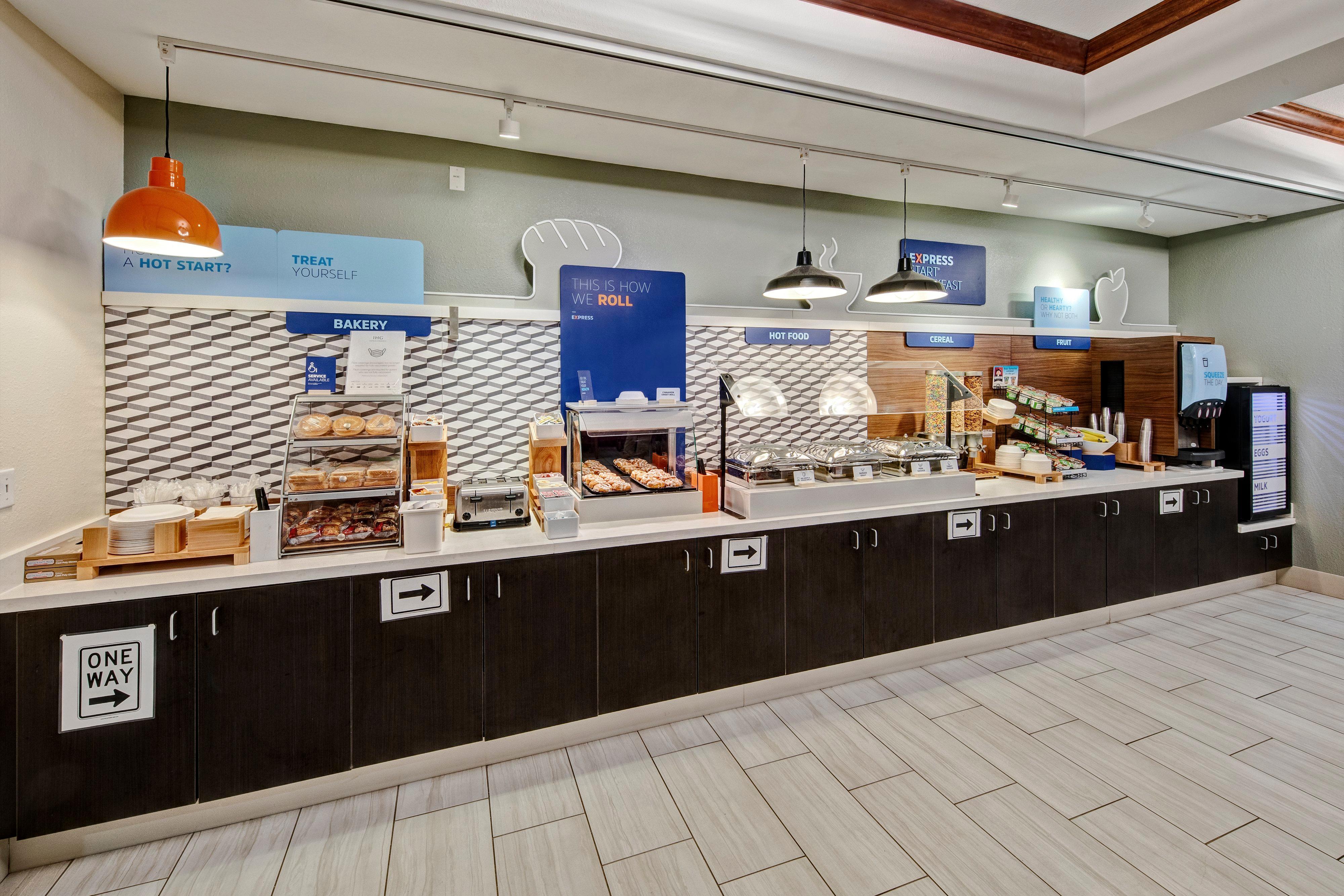 Holiday Inn Express Hotel & Suites Clarksville Dış mekan fotoğraf