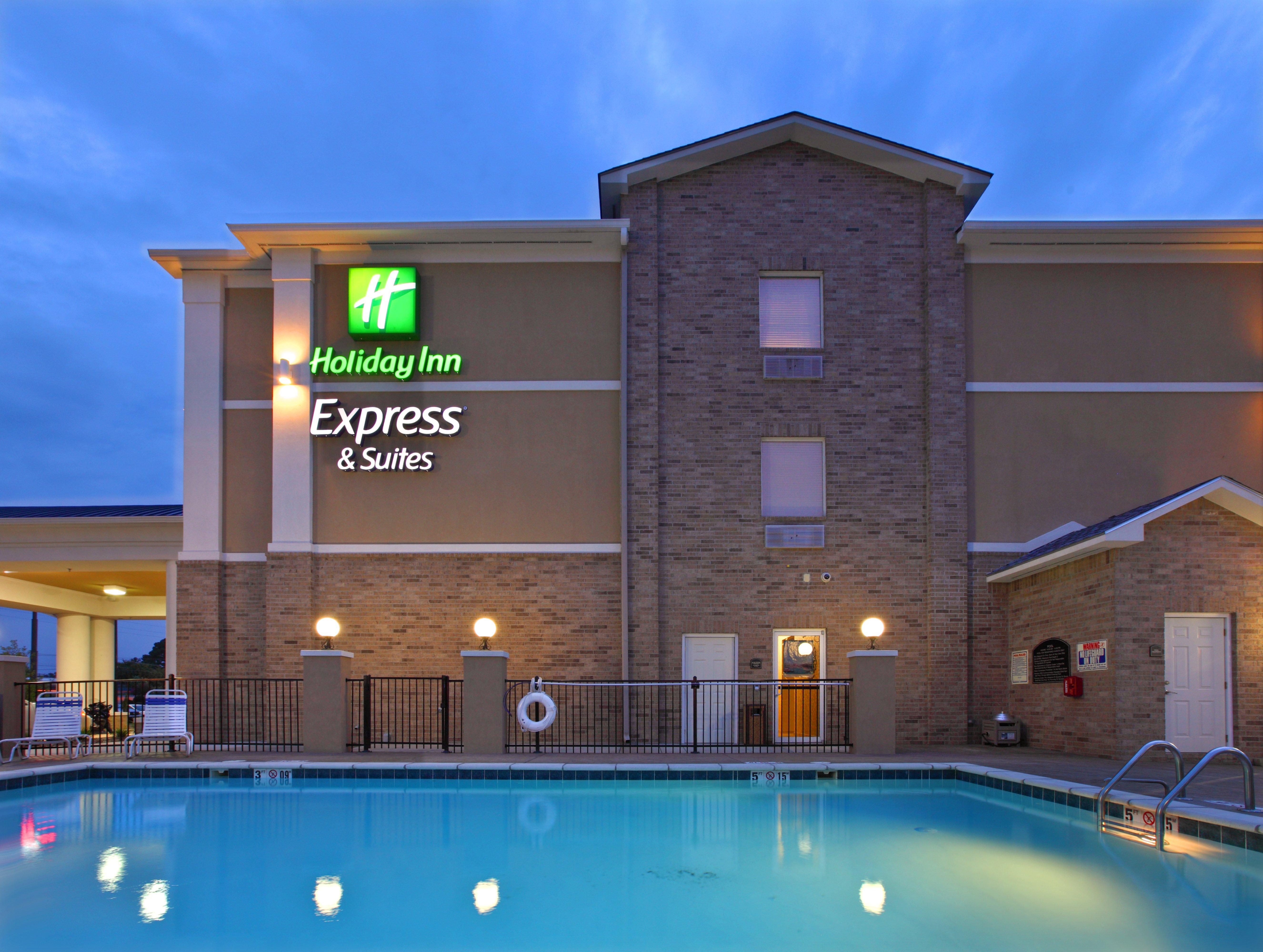 Holiday Inn Express Hotel & Suites Clarksville Dış mekan fotoğraf