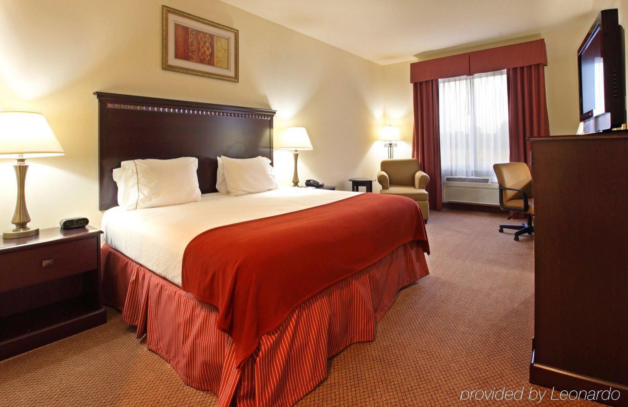 Holiday Inn Express Hotel & Suites Clarksville Dış mekan fotoğraf